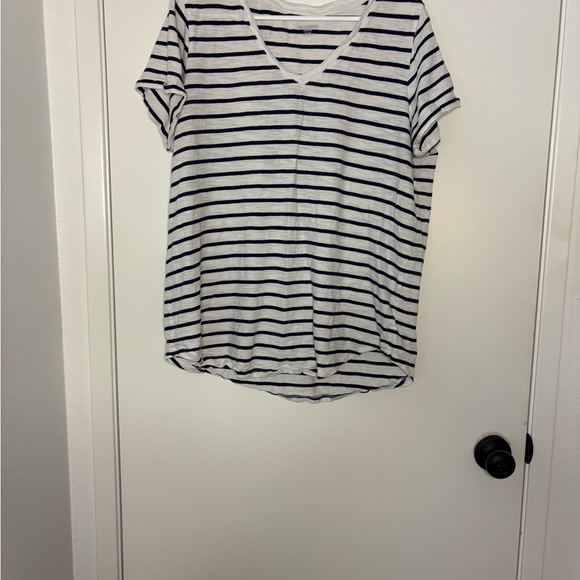 Old Navy White and Blue Striped Short Sleeve Tee - Picture 1 of 2
